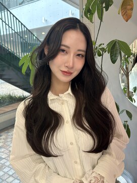 クム(kumu) 【kumu】韓国風/レイヤーカット/透明感/ロング/艶感/グレージュ