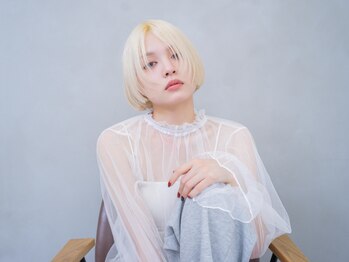 エイト アンバー 天神今泉店(EIGHT amber)の写真/[天神]外国人風透け感[イルミナカラー(リタッチ)+カット¥7400] [インナーカラーorイヤリングカラー¥11500]