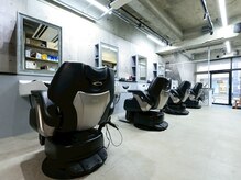 ユース 飯田橋店(Youth)の雰囲気(男心をくすぐる店内でゆったりと技術、空間を堪能できます!)