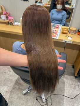 アヴァンス 京橋店(AVANCE) ミディアムヘア/ブリーチなしWカラー/ミルクティーベージュ/京橋