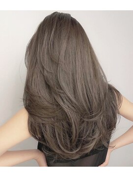 VIAS.【ヴィアス】【12月下旬NEW OPEN（予定）】 【SHOTA】long layer × ブリーチ無しgrey