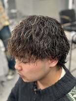 オーバルバイアピッシュ(OVARL by apish)&nbsp;縦落ちパーマ/ツイスパ/メンズパーマ/メンズウルフ