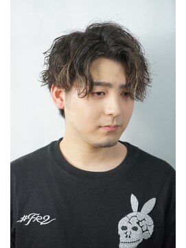 ヒロギンザ 秋葉原店(HIRO GINZA) ツーブロック/センターパート/ツイストスパイラル〈理容室〉