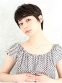 30代40代おススメの耳かけ黒髪夏ショートスタイル☆