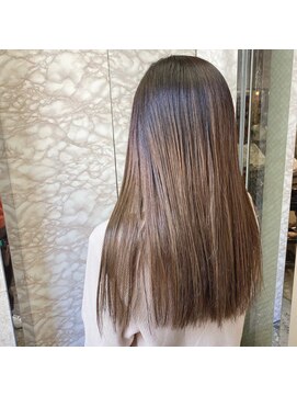 シエナ 渋谷(Siena) Siena   秋ベージュ×大人たらストレート　渋谷