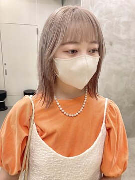 ソーコ 渋谷(SOCO) ハイトーンホワイトベージュグレージュケアブリーチ