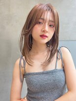 ミルクティーベージュ　レイヤーカット