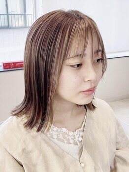 レノヘアー(Leno hair)の写真/選び抜いたこだわりのトリートメントで髪を内側から補修しうる艶髪に♪気になるダメージを改善へと導く＊