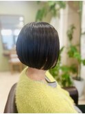 ショートボブ