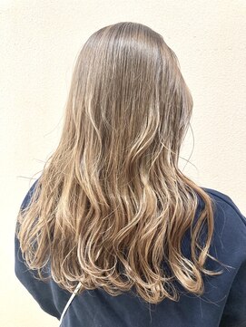 シャンプーボーイ ハイトーンカラー