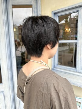 エイミーバイアフロート(amie  by afloat) ＊ 暑さもスッキリ！夏のショートレイヤー