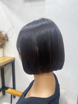 地毛風カラー×ミニボブ