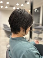 カットアンドトータルビューティ ヴァンキャトル(Cut&Total Beauty VINGT QUATRE)&nbsp;グラデーションショートヘア Style