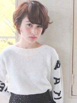 コクーン(Cocoon) ナチュラルショートボブ