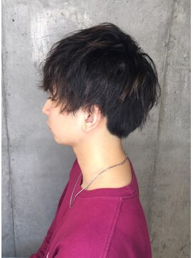 ゼンコー アオヤマ(ZENKO Aoyama) 横顔が素敵に決まるコンパクトツイストパーマ［表参道/青山]