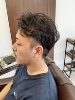 アリー(Ari-) ツーブロ長めカール