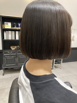 ティオル(Tioll) ミニボブ