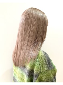 ニコフクオカヘアーメイク(NIKO Fukuoka Hair Make) 1回のブリーチで最大限明るく☆ホワイトブロンド・ミルクティー