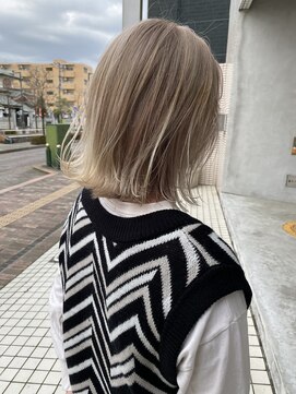 イン(in.) ホワイトミルクティー