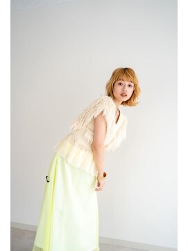 フェリア 梅田(FERIA) 【梅田　茶屋町】小顔デザインカット/シアベージュ