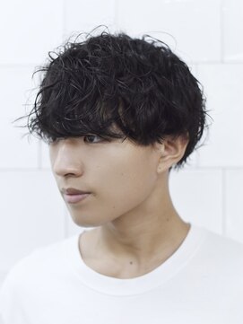 メリケンバーバーショップ フクオカ(MERICAN BARBERSHOP FUK) ハイライトマッシュパーマウルフアッシュブラック