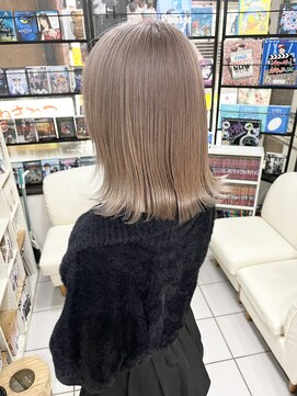 トムキャット(TOM CAT) エフェクトケアブリーチ!『ミルクティーシルクベージュ』