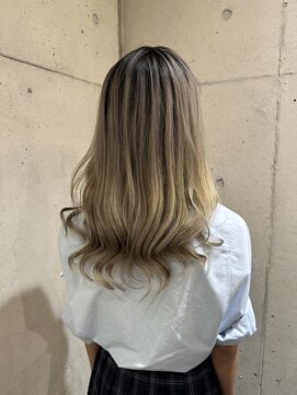 ヴォアソルヂェガーデン(Voasorte GARDEN) 【VoasorteGARDEN】シルバーベージュバレイヤージュ