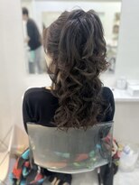 アメリ(AMELIE)&nbsp;ふわふわハーフアップ