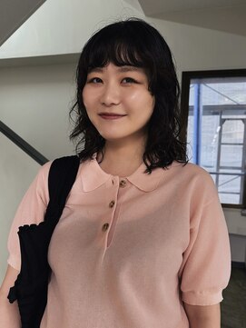 ロジ(loji) ミディアム、ウェーブパーマ