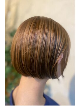 セレーズ ウィズ ミロ(Seles With Miro) ハイライトバレイヤージュ×ミニボブショート