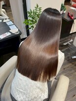 ヨンセンチメートルヒロサカ(4cm HIROSAKA)&nbsp;縮毛矯正