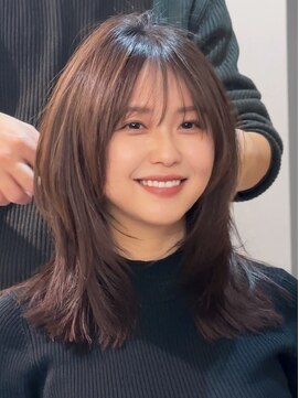 ジアン テラス(GIEN TERRASSE) ミディアムレイヤーフェイスレイヤーチョコレートベージュ/岸本