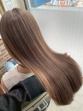 ミルクティーベージュ