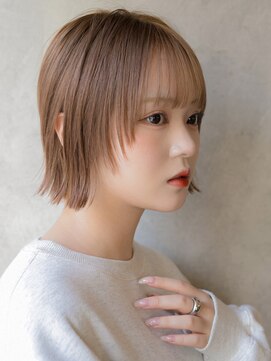 カライングドゥ(ing deux) 大人可愛い20代30代40代黒髪前下がりショートボブ丸みショート◎