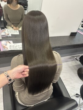 ミニョン(Mi9non) オリーブベージュ