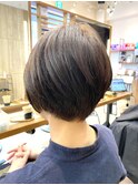 ショートボブ
