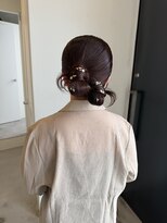 シータ(CITA) タイトツインお団子アレンジ