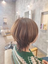 ポノ(pono) 30代40代50代/ショートウルフ/オリーブグレージュ