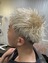 ブレア(Blair)&nbsp;ツーブロック×ホワイトアッシュ