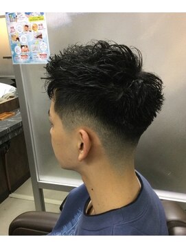 ネクサスアンドコー 錦糸町店(NEXUS&Co.) フェードスタイル　[亀戸][錦糸町]<理容室>[Men's]