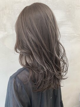 カリン(carin) Carin那覇真嘉比店/小顔/オリーブカラー/セミウェットウェーブ