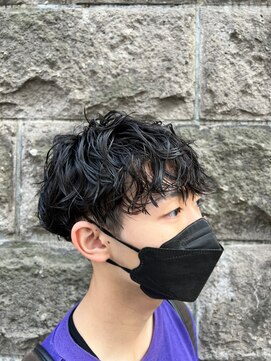 アカ(ACA) メンズマッシュパーマ波巻きツイストスパイラルパーマ札幌大通