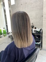 イキ 表参道(iki omotesando)&nbsp;モード/無造作ウェーブ/大人ガーリー[表参道駅]