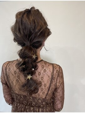 エツニール(etunile) お呼ばれヘアアレンジ