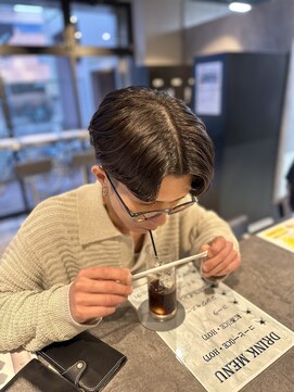 ダズルヘアーエイチ(DAZZLE hair H) 尾崎指名/毛流れ作り隊！