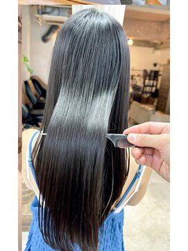 インビテーション(invitation) 【NARUOKA】栄/名古屋/髪質改善TR/くびれヘア/地毛風カラー