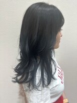 美容室ヒラトヤ 仙北店&nbsp;20代30代40代ダークグレージュシースルーバングなみなみウェーブ