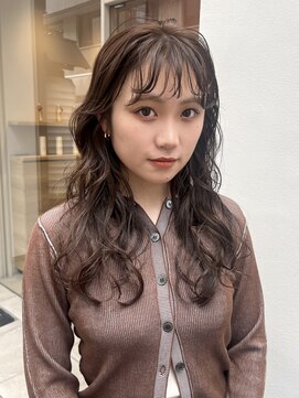 メルト 西梅田店(melt) #ミディアムヘア　#縦落ちカール