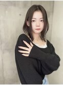 顔周りレイヤーミディアム赤み少ないブラウングレージュ