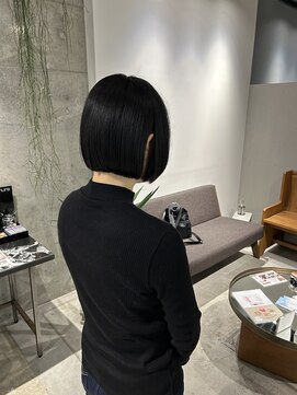 ミリ(milli Produce by ITAKURA) 黒髪ボブ